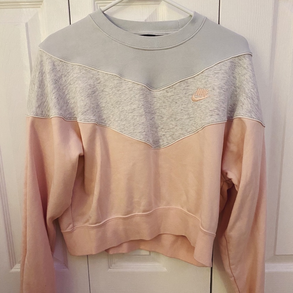 Nike crew neck crop